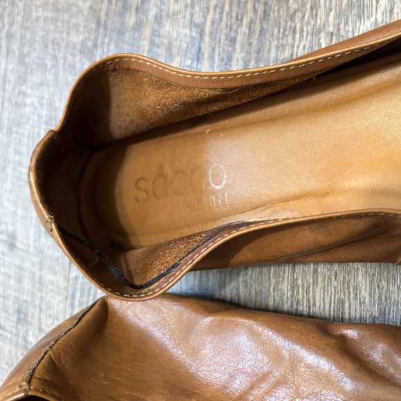 Sacco Brown Leather Mary Jane Flats - Picture 6 of 6